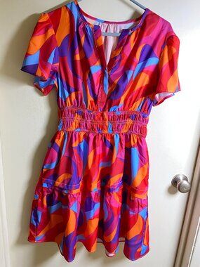 Colorful Abstract Print Mini Dress Size M | Short Sleeve Smocked Waist